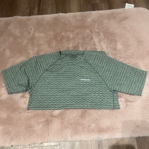 Patagonia Green Wave Short Sleeve Tee - Picture 4 of 6